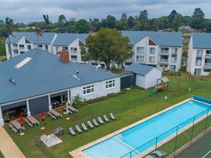 2 Bed Apartment in Emberton Estate