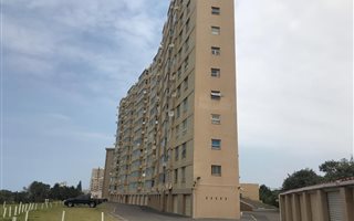 1 Bedroom Apartment in Doonside