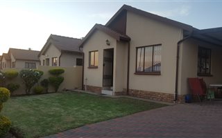 2 Bedroom House in Elandspoort