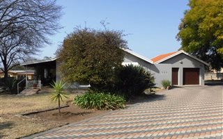 4 Bedroom House in Pioneer Park
