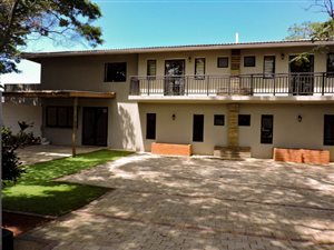 4 Bed Apartment in Durban North