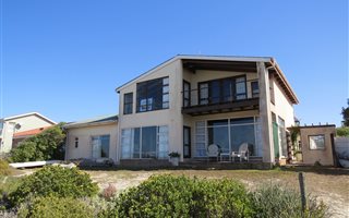 4 Bedroom House in Saldanha