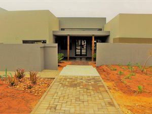 3 Bed House in Bendor