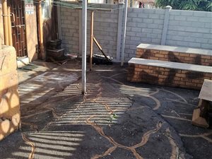 2 Bed Duplex in Rainham