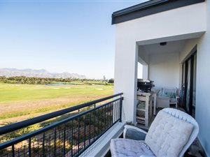 2 Bed Apartment in De Velde