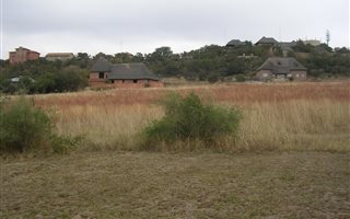 892 m² Land available in Vaaloewer