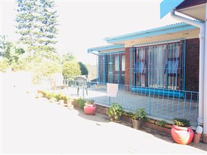 4 Bed House in Woodlands