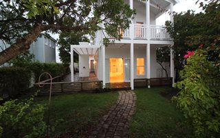 4 Bedroom House in Thesen Islands