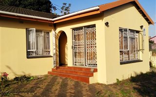 3 Bedroom House in Kharwastan