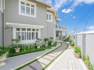 4 Bed House in Essenwood