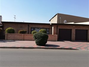 4 Bed House in Actonville