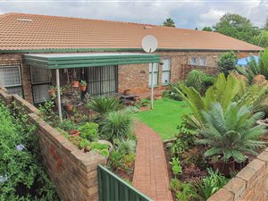 2 Bed Simplex in Die Hoewes