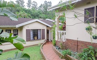3 Bedroom Simplex in Kloof