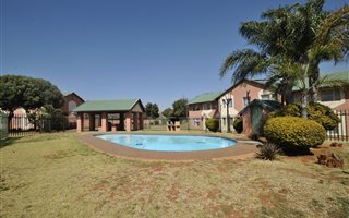 2 Bedroom Apartment in Ridgeway