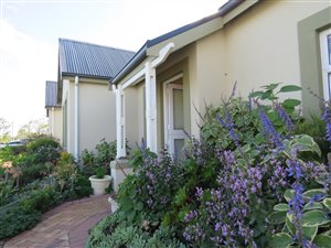 3 Bed House in Schonenberg Estate