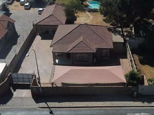 200 m² Office Space in Bramley