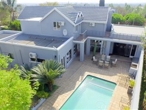 4 Bed House in Cornwall Hill
