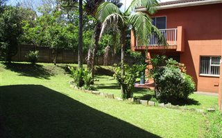 3 Bedroom Apartment in Arboretum