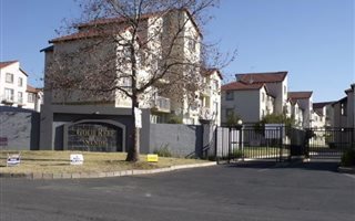 2 Bedroom Flat in Ormonde