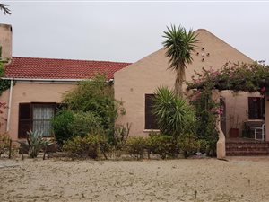 6 Bed House in Penhill