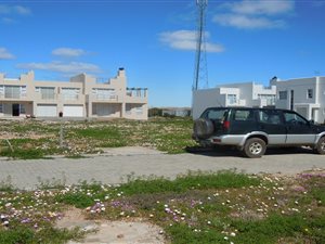 172 m² Land available in Strandfontein