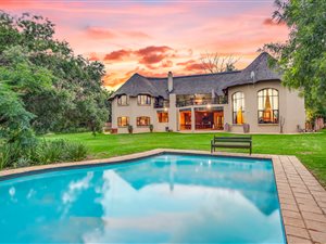 5 Bed House in Sterkfontein and surrounds