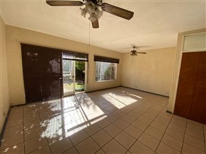 3 Bed Townhouse in Mountain View