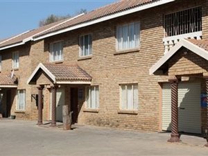 3 Bed Flat in Bo Dorp