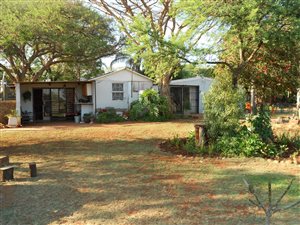 2 Bed House in Kameeldrift East
