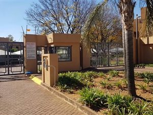 2 Bed Apartment in Waterkloof Ridge