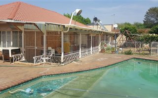 4 Bedroom House in Cyrildene