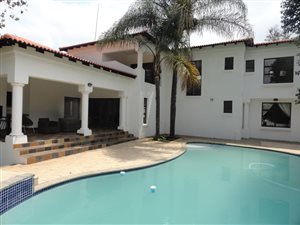 4 Bed House in Waterkloof Ridge