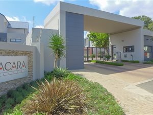 2 Bed Penthouse in Paulshof