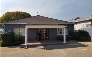 193 m² Commercial space in Greenside