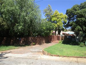 4 Bedroom House in Constantia Kloof