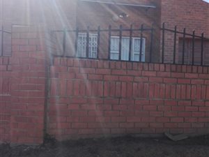 3 Bed House in Bhongweni