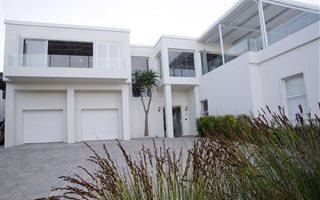 6 Bedroom House in Poortjies
