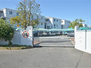 2 Bed Apartment in Brackenfell Central