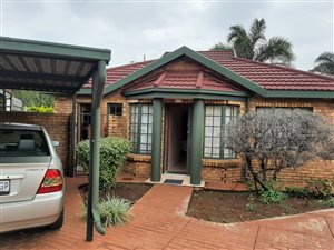 2 Bed Simplex in Die Hoewes