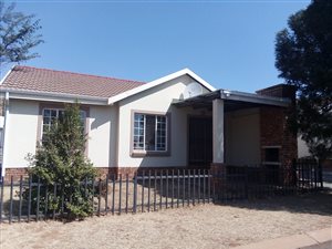 2 Bed House in Amandasig