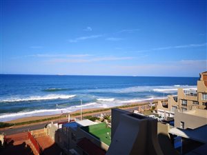 3 Bed Apartment in Umdloti Beach
