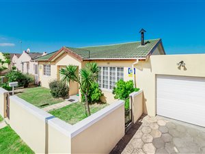 3 Bed House in Ottery