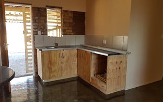 1 Bedroom Garden Cottage in Glen Austin