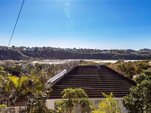4 Bed House in Nahoon Beach