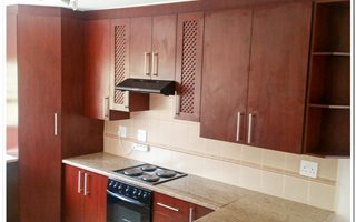 2 Bedroom Apartment in Monument