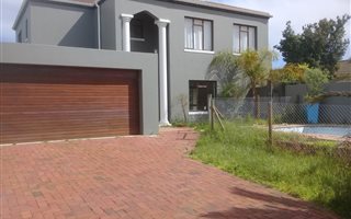 3 Bedroom House in Parklands