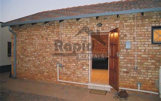 Bachelor apartment in Waverley