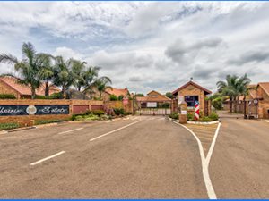 2 Bed Cluster in Bonaero Park