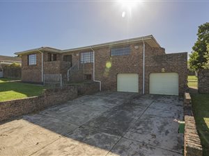 3 Bed House in Kabega