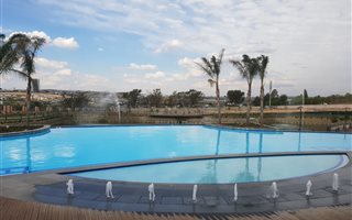 3 Bedroom Apartment in Waterfall Estate